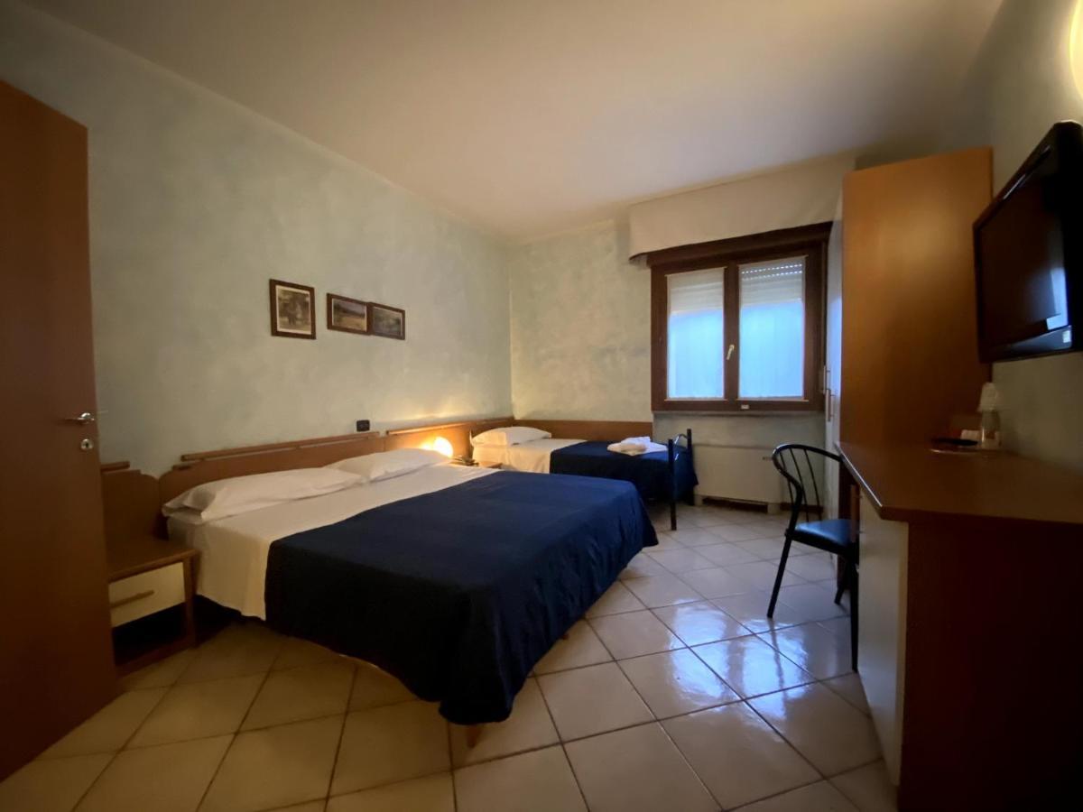 Sole Della Franciacorta - Hotel & Restaurant Capriolo Extérieur photo